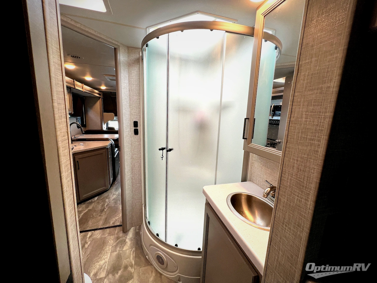 2023 Thor Quantum LF31 Photo 16
