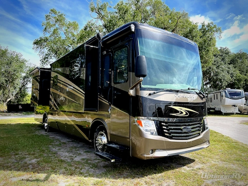 Used 2016 Newmar Ventana 3709 Featured Photo