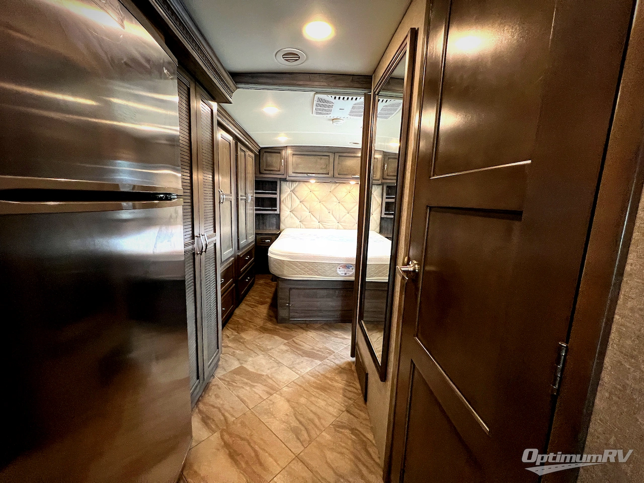 2019 Winnebago Forza 34T Photo 14