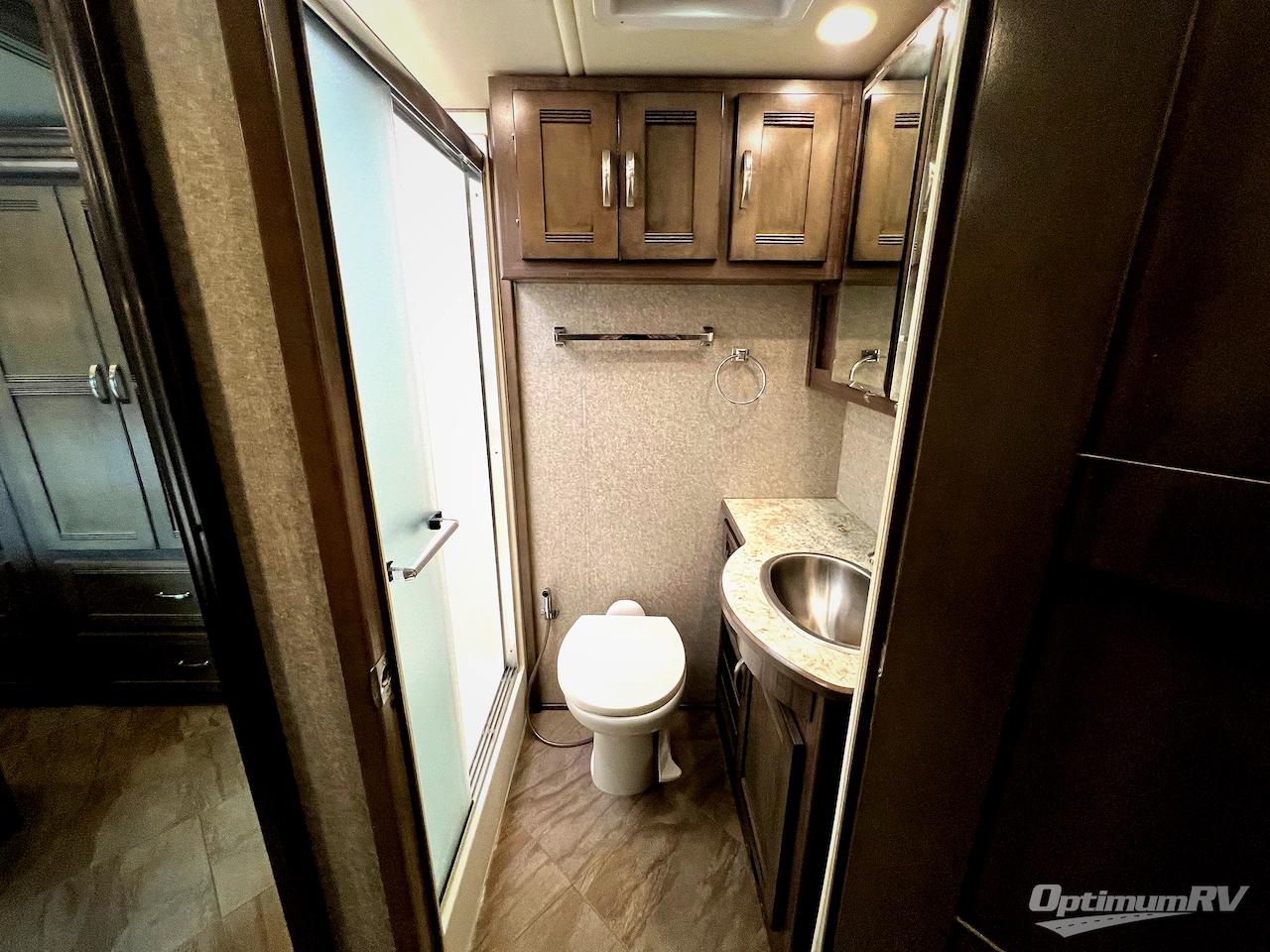 2019 Winnebago Forza 34T Photo 18