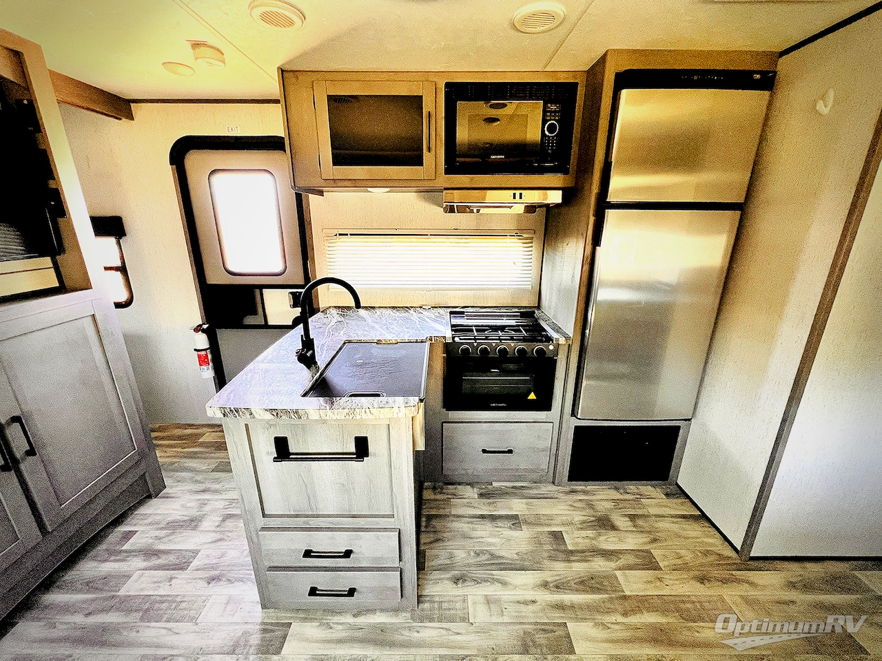 2022 Dutchmen Kodiak Ultra-Lite 283BHSL Photo 9