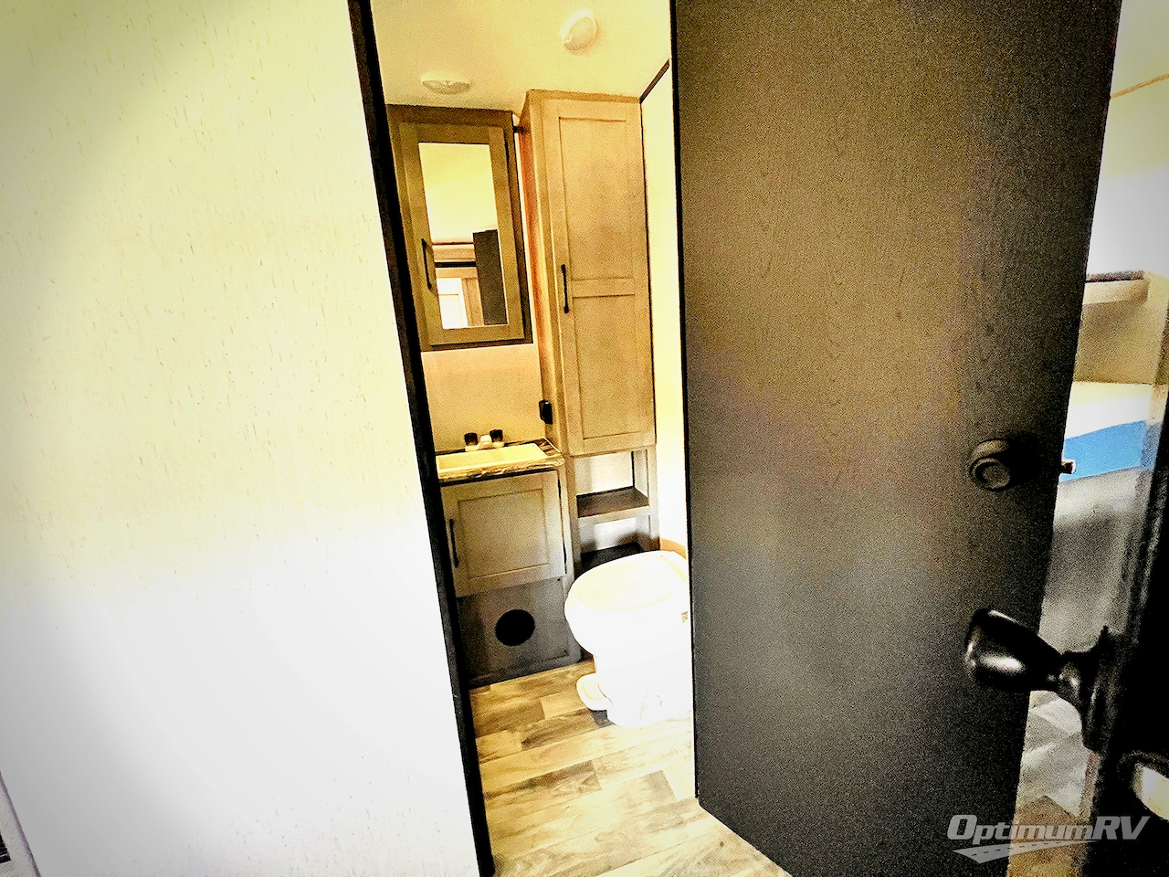 2022 Dutchmen Kodiak Ultra-Lite 283BHSL Photo 19