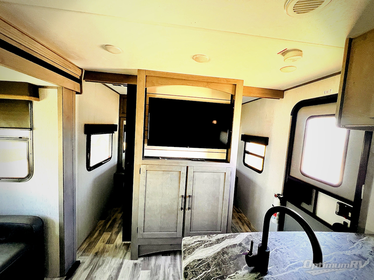 2022 Dutchmen Kodiak Ultra-Lite 283BHSL Photo 10