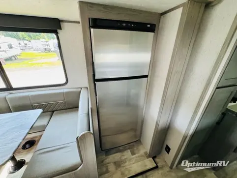 2023 Dutchmen Kodiak Ultra-Lite 250BHSL RV Photo 3