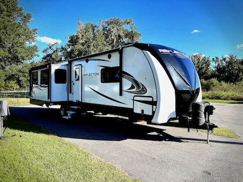 Used 2022 Grand Design Reflection 315RLTS Featured Photo
