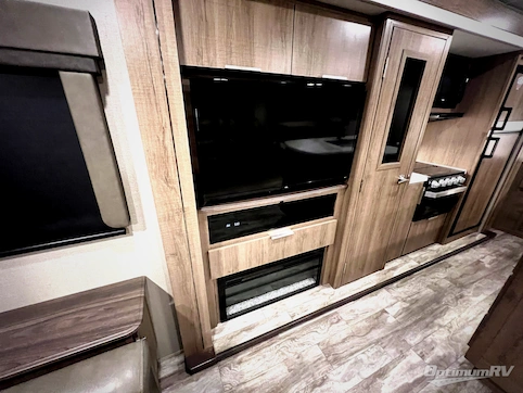 2020 Grand Design Imagine 2970RL RV Photo 2