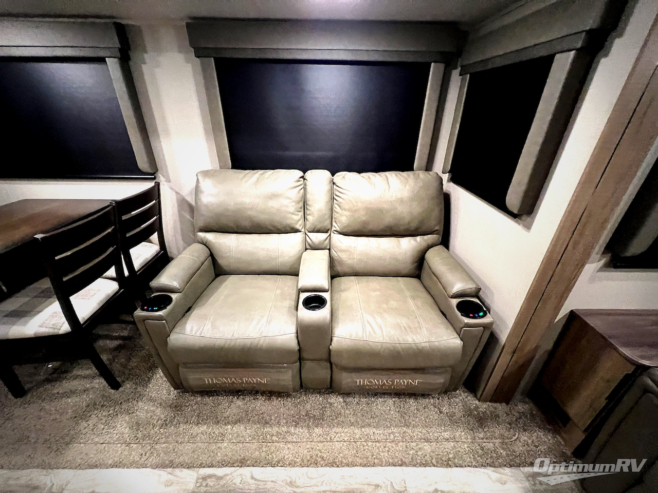 2020 Grand Design Imagine 2970RL Photo 11