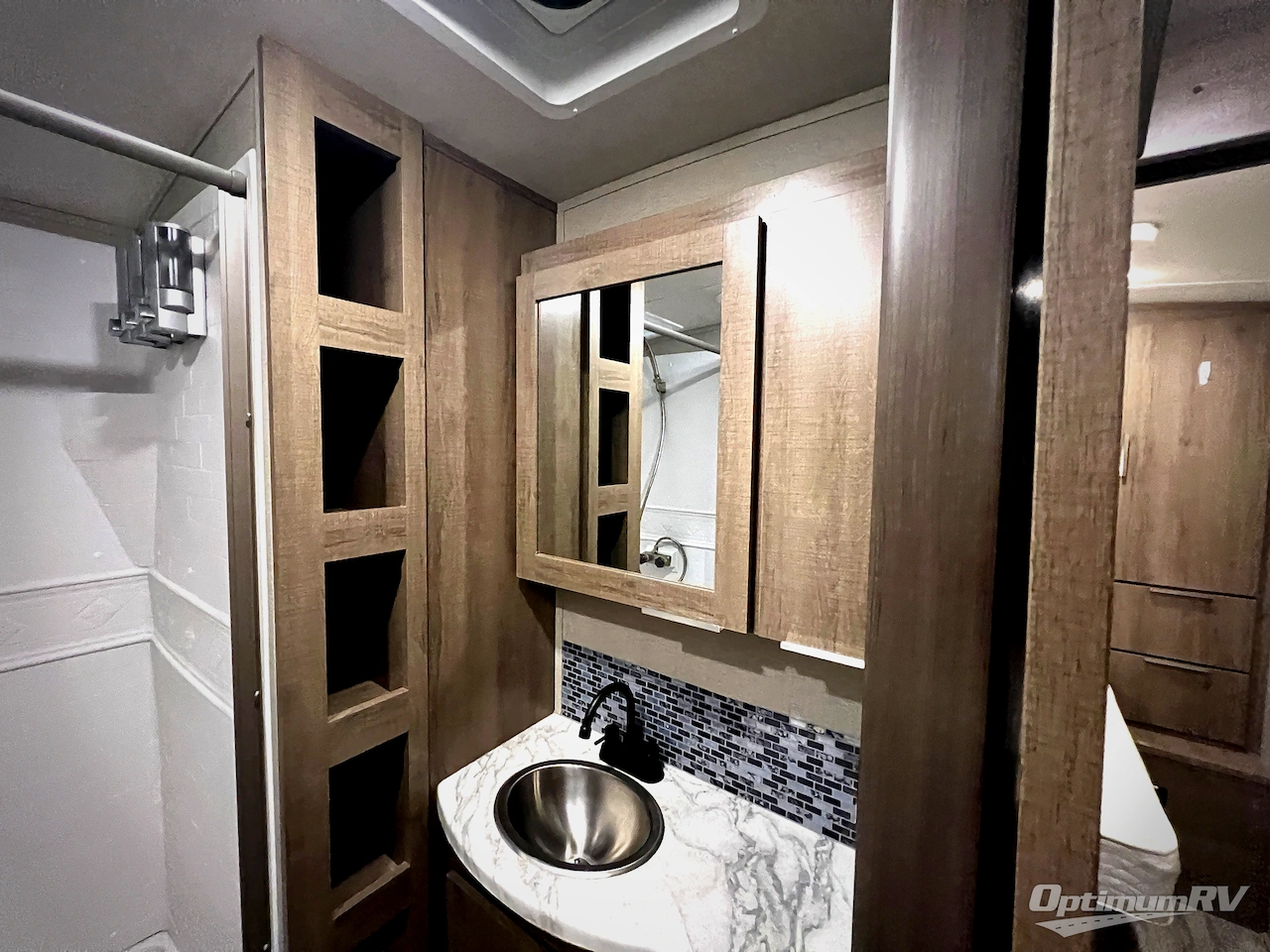 2020 Grand Design Imagine 2970RL Photo 18