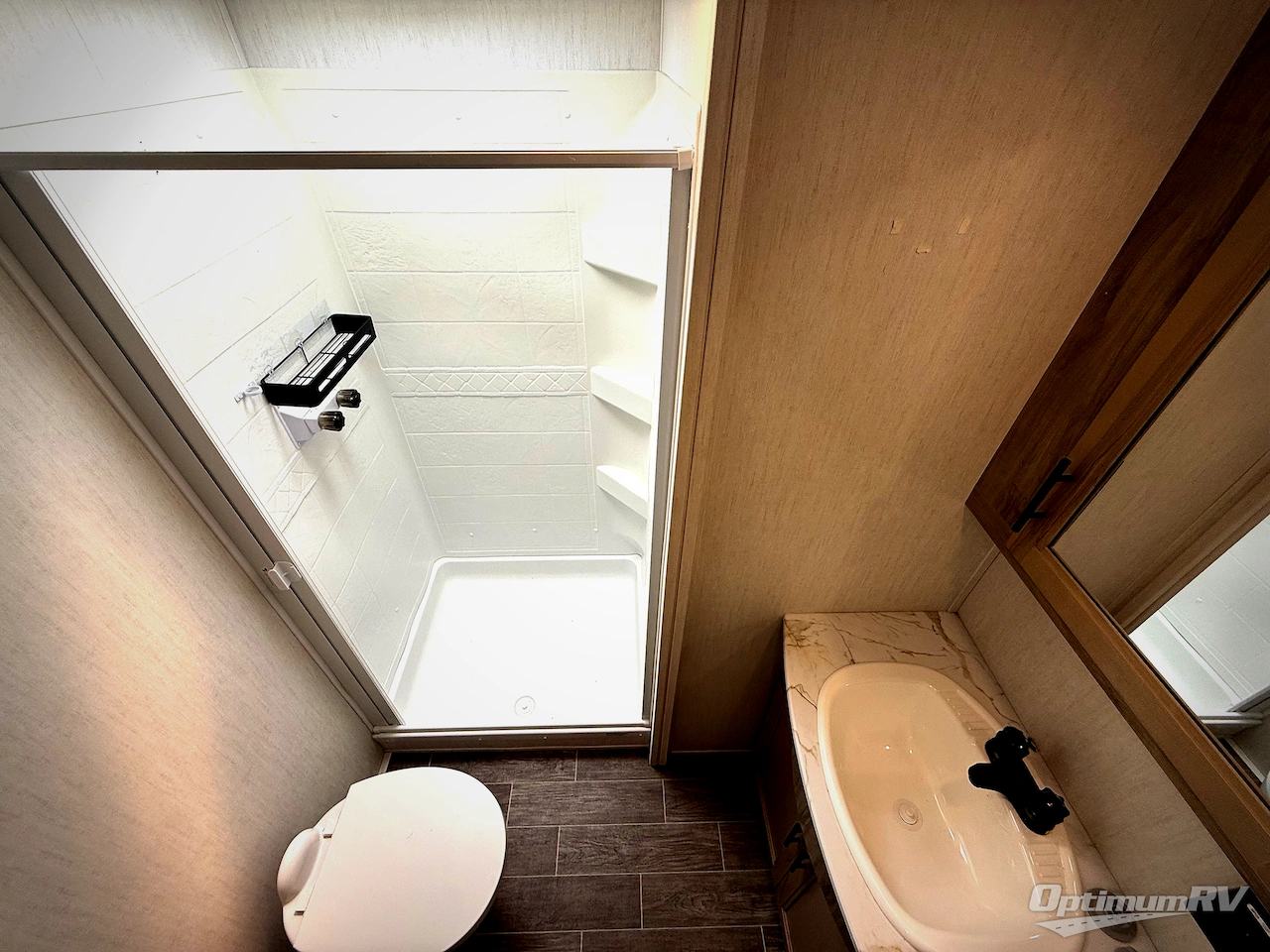 2022 Forest River Cherokee Arctic Wolf Suite 3660 Photo 16