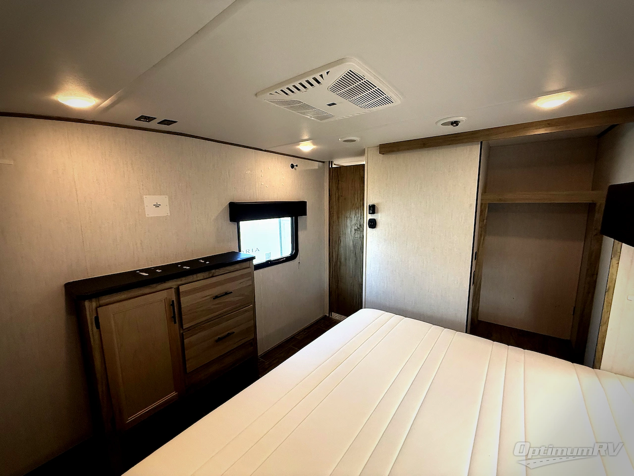 2022 Forest River Cherokee Arctic Wolf Suite 3660 Photo 18