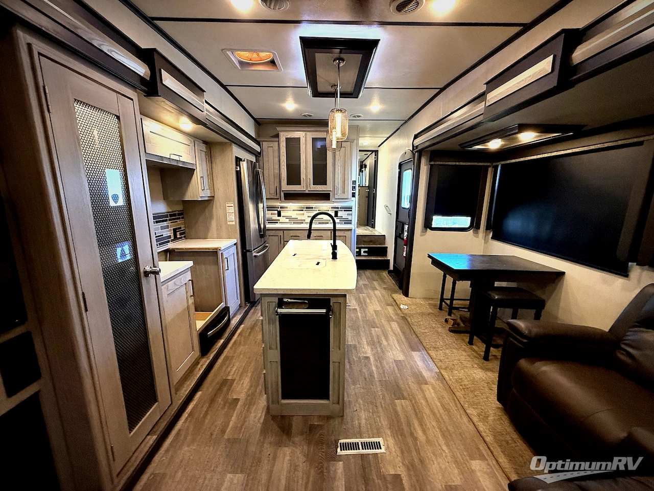 2021 Keystone Montana High Country 331RL Photo 3