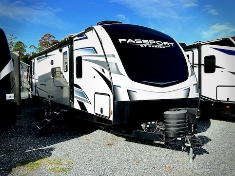 Used 2022 Keystone Passport GT 2951BH Featured Photo