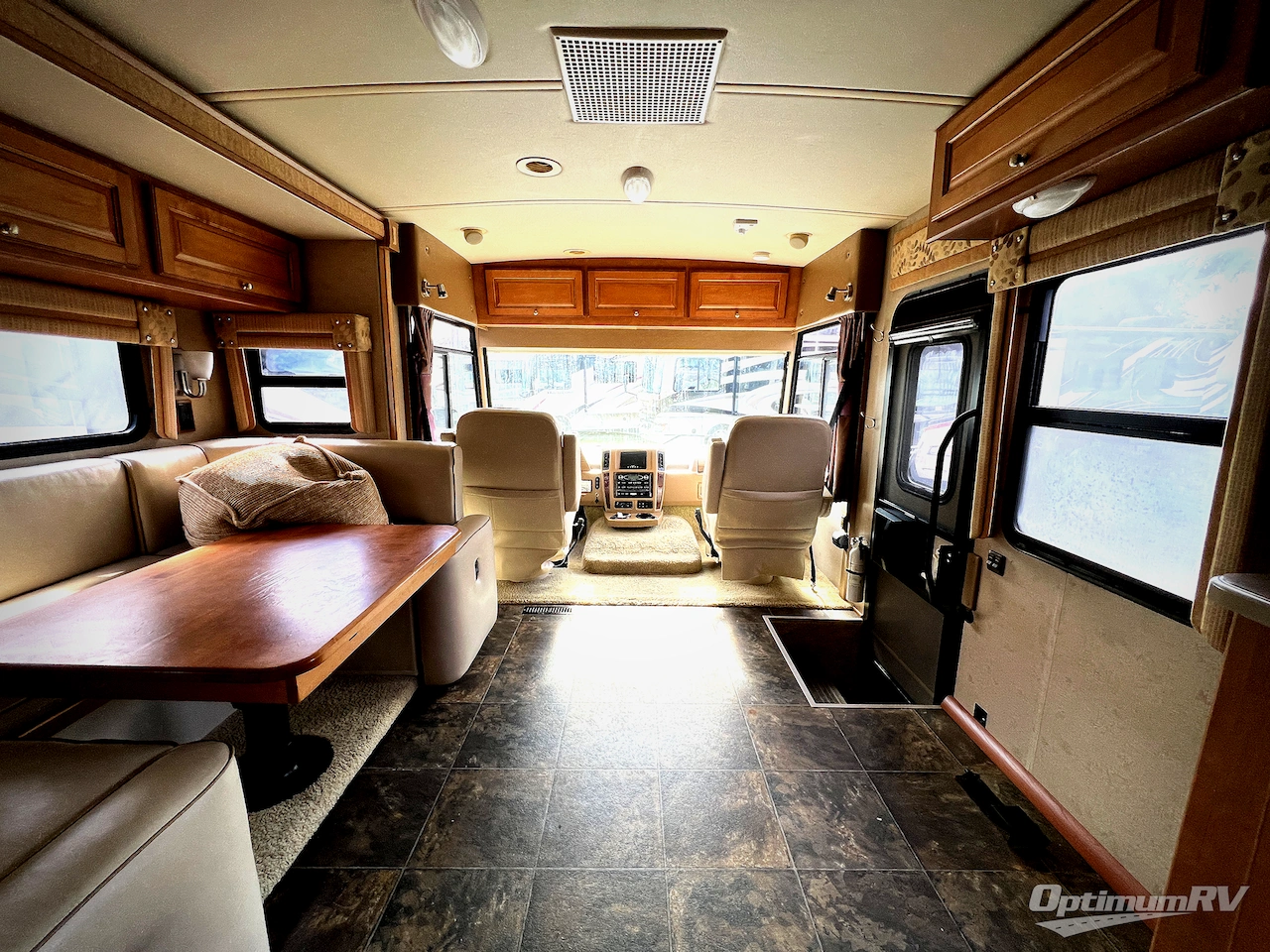 2013 Itasca Sunova 30A Photo 5