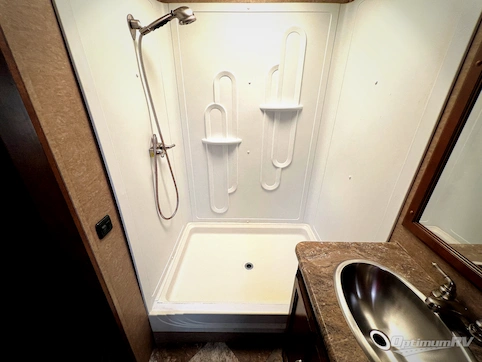 2014 Coachmen Mirada 35BH RV Photo 4
