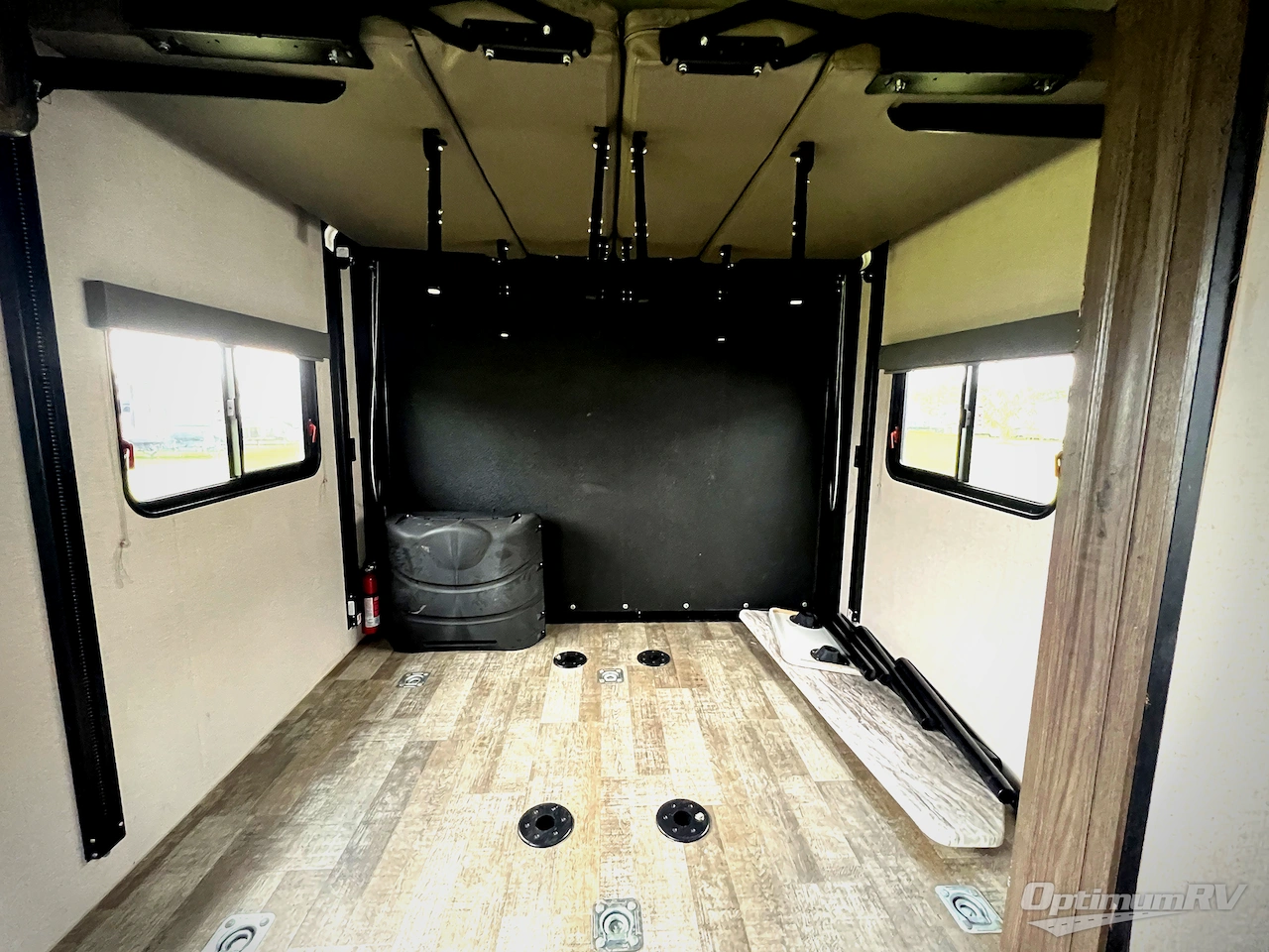 2020 Winnebago Towables Spyder 28KS Photo 8