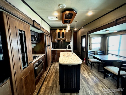 2019 Grand Design Reflection 303RLS RV Photo 2