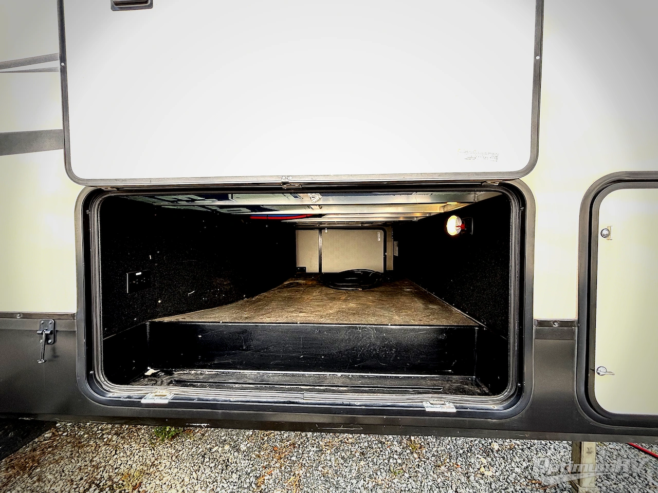 2019 Grand Design Reflection 303RLS Photo 15