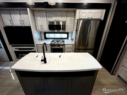 2023 KZ Durango Gold G358RPQ RV Photo 2