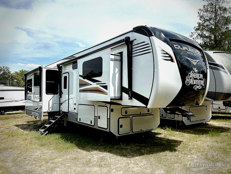 2023 KZ Durango Gold G358RPQ RV Photo 1