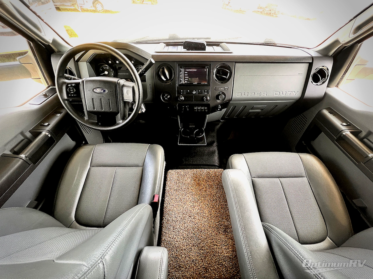 2014 Thor Four Winds Super C 33SW Photo 7