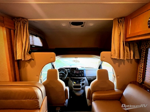 2017 Thor Four Winds 28Z RV Photo 2