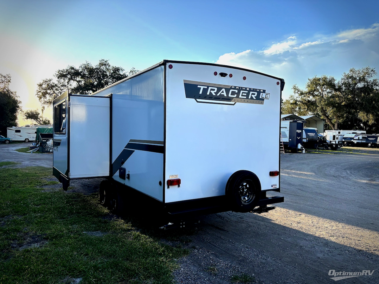 2024 Prime Time Tracer 270BHSLE Photo 3