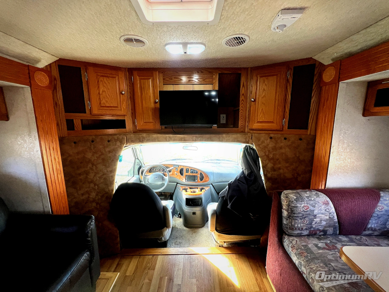 2004 Gulf Stream BT Cruiser 51250 Photo 6