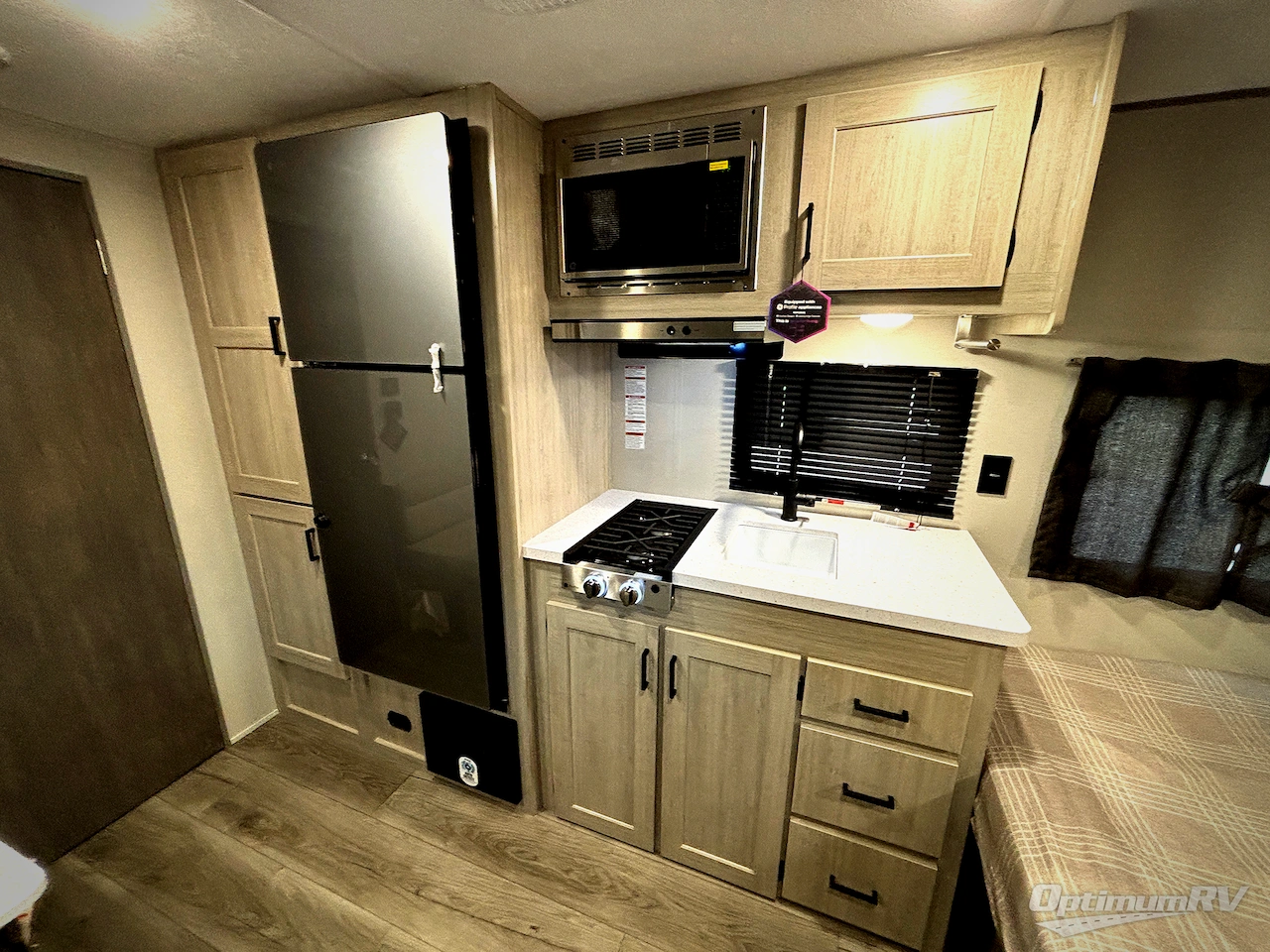 2026 Coachmen Catalina Summit Series 7 154RBX Photo 10