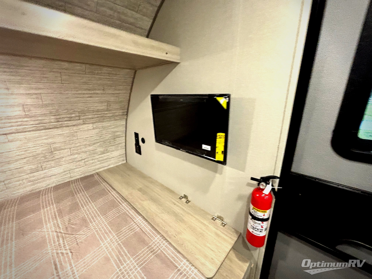 2026 Coachmen Catalina Summit Series 7 154RDX Photo 9