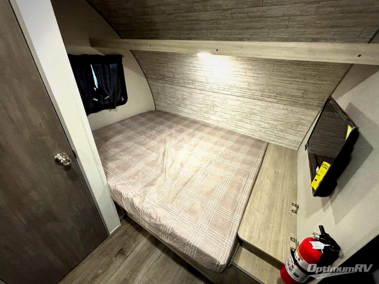 2026 Coachmen Catalina Summit Series 7 154RDX Photo 8