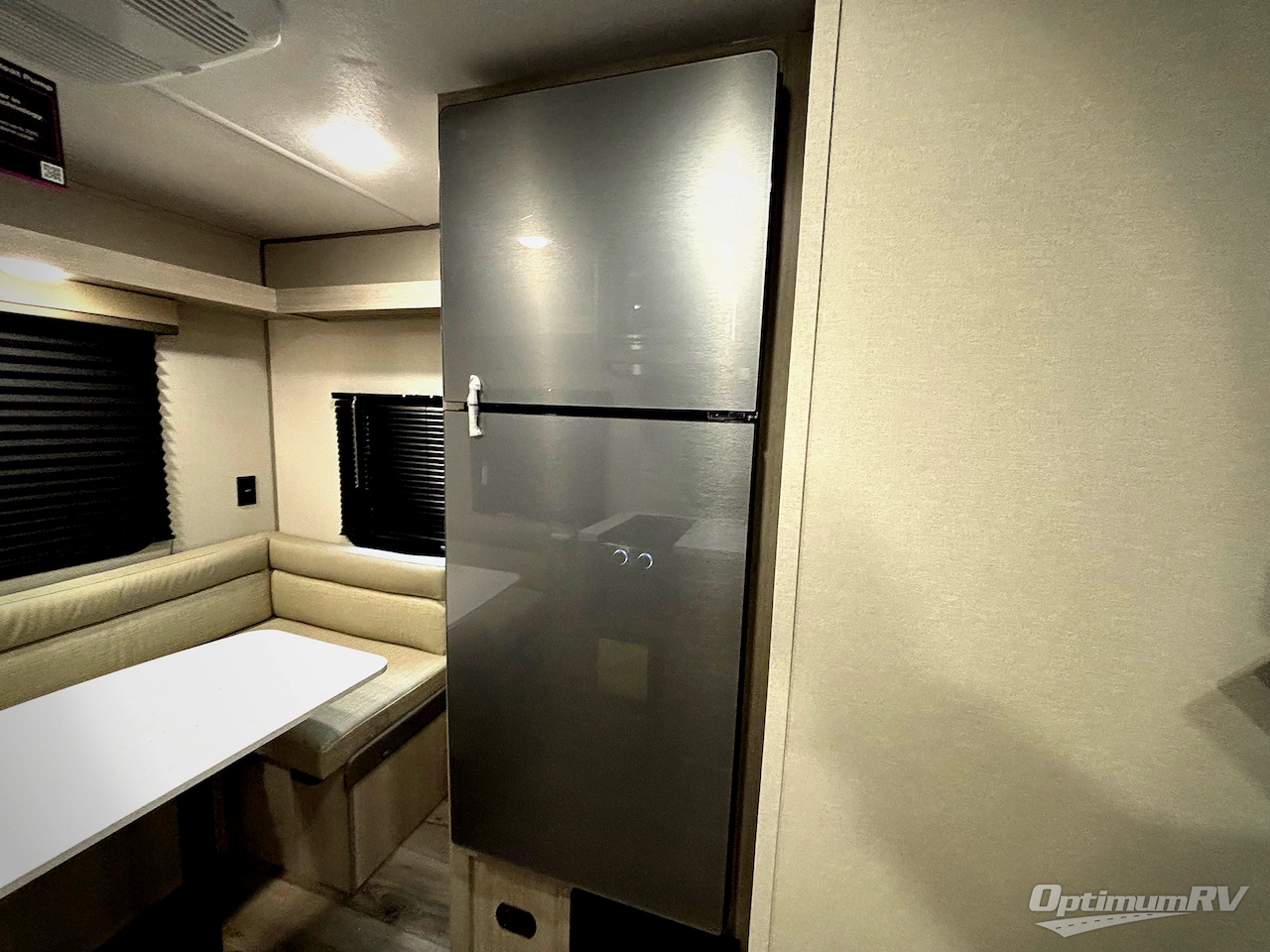 2026 Coachmen Catalina Summit Series 7 154RDX Photo 13