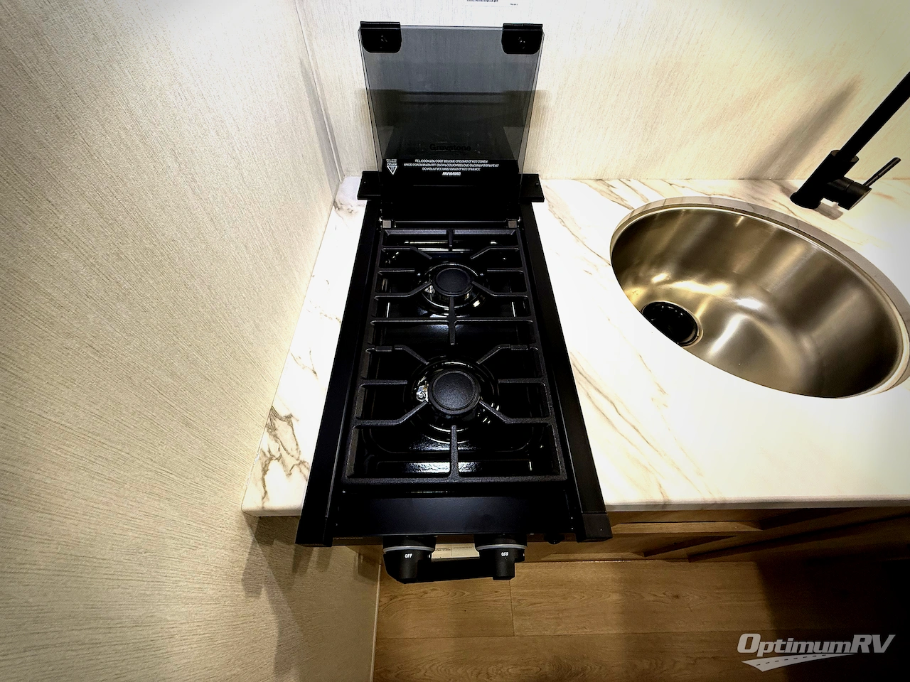 2026 Forest River Cherokee Wolf Pup 14BHLP Photo 6