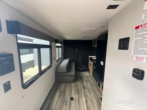 2024 Forest River Cherokee Grey Wolf Black label 18RRBL RV Photo 2