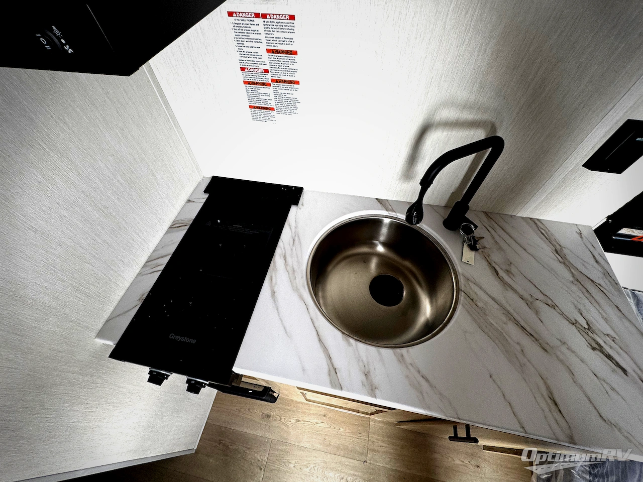 2026 Forest River Cherokee Wolf Pup 14BHLP Photo 6