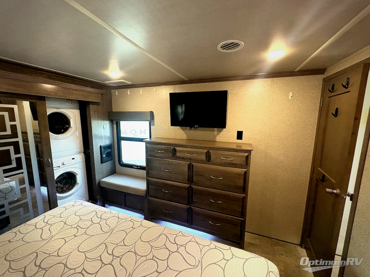 2020 Forest River Cedar Creek Champagne Edition 38EL Photo 17