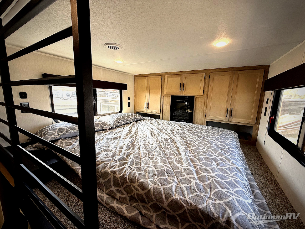 2026 Forest River Cherokee Timberwolf 27MDK Photo 17