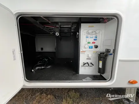 2023 Palomino Columbus 384RK RV Photo 4