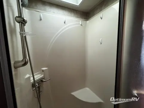 2018 NeXus Bentley 34B RV Photo 3