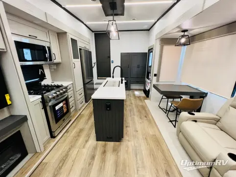 2025 Palomino Columbus 380RL RV Photo 2