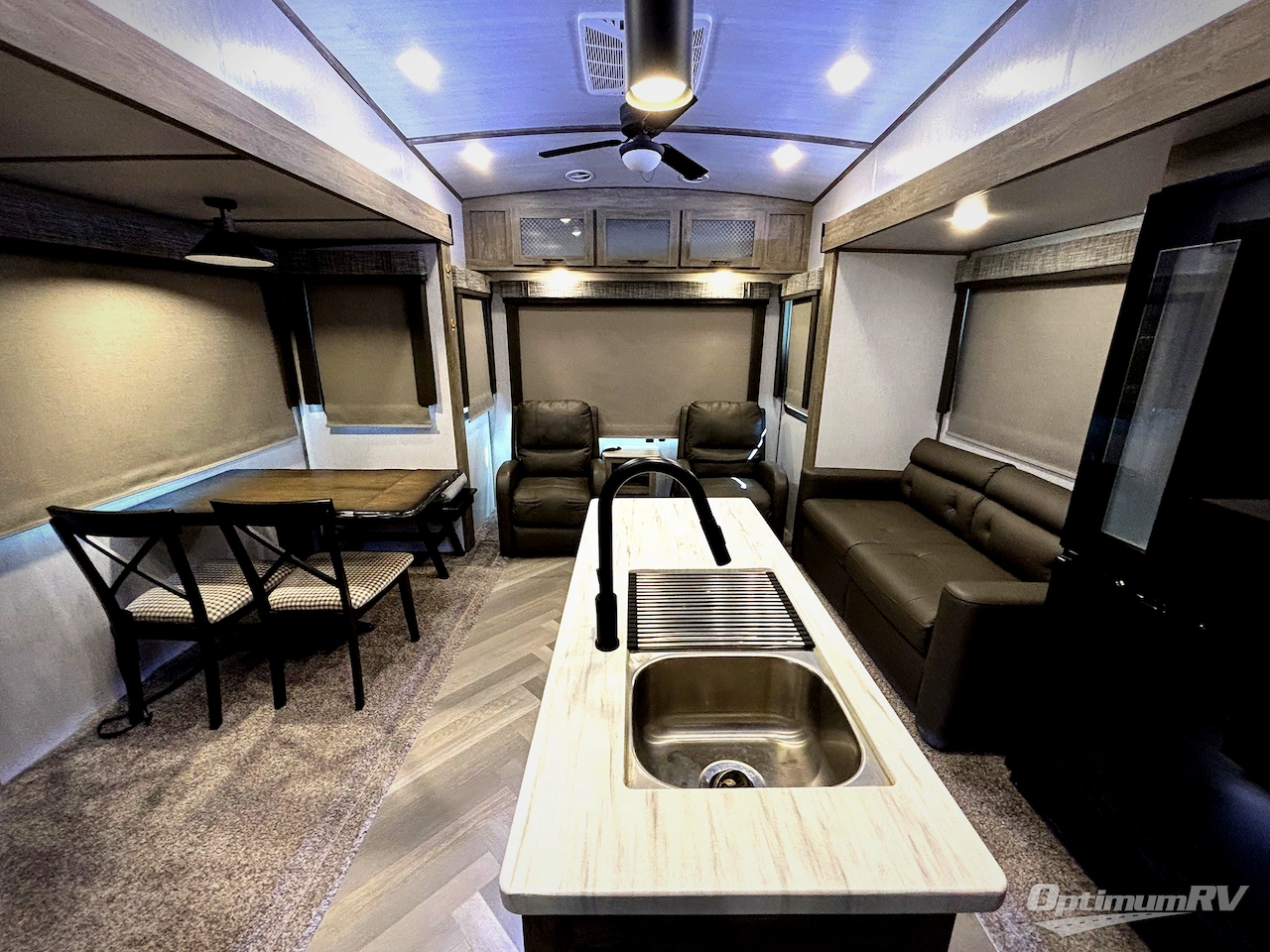 2022 Forest River Wildwood Heritage Glen 286RL Photo 4