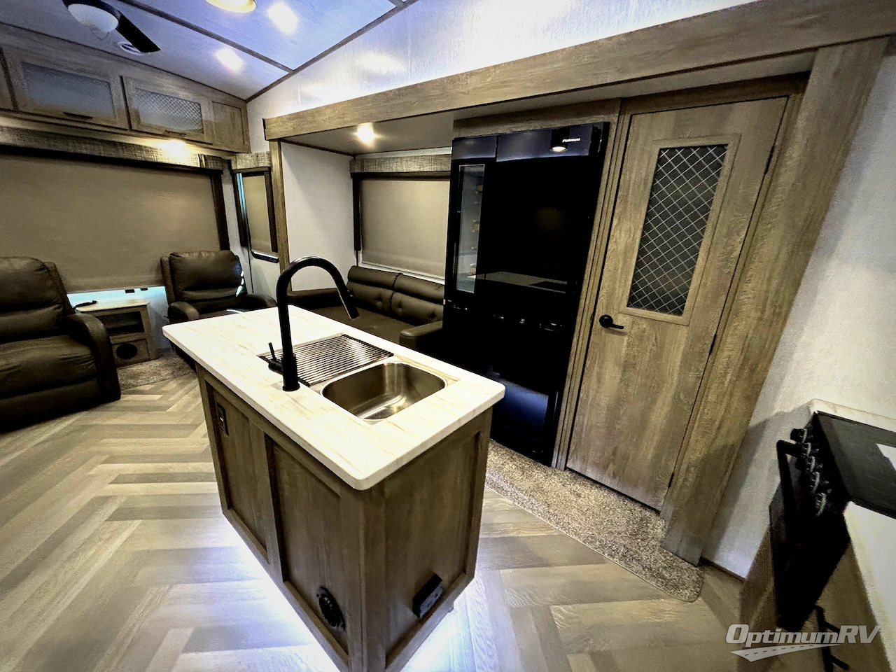 2022 Forest River Wildwood Heritage Glen 286RL Photo 16