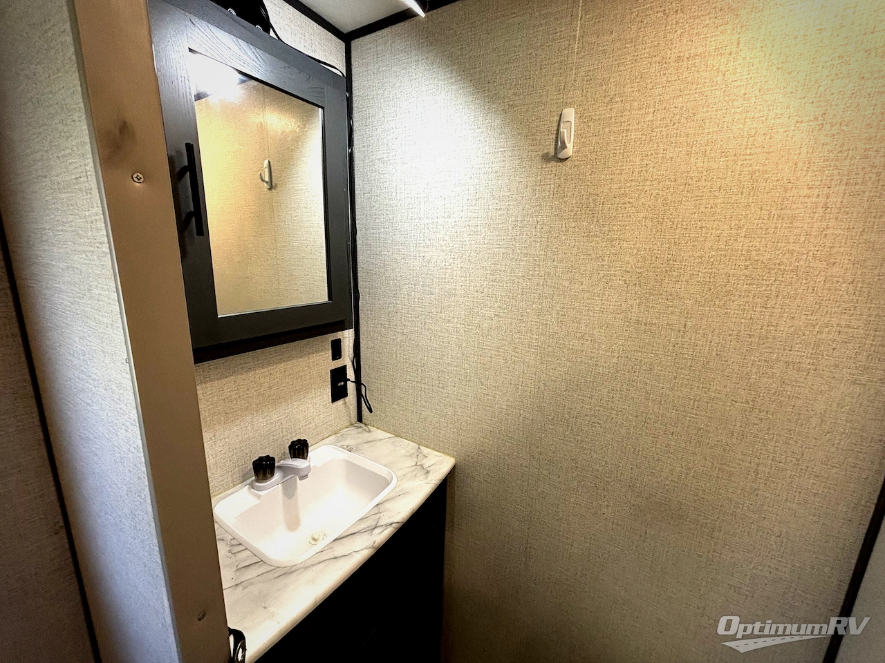 2021 Dutchmen Aspen Trail 3020BHS Photo 11