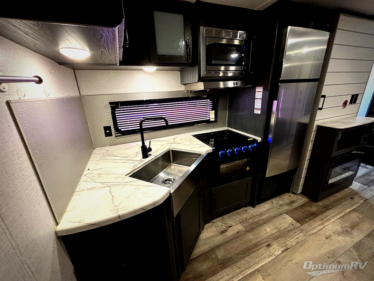 2021 Dutchmen Aspen Trail 3020BHS Photo 12