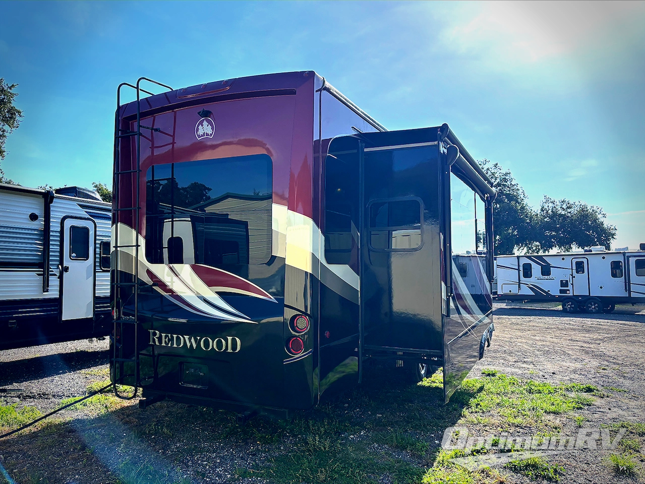 2017 Redwood Redwood 390WB Photo 2