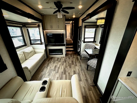 2020 Redwood Redwood 4001LK RV Photo 2