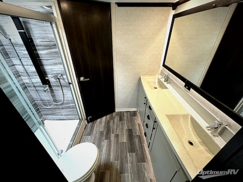 2020 Redwood Redwood 4001LK RV Photo 4