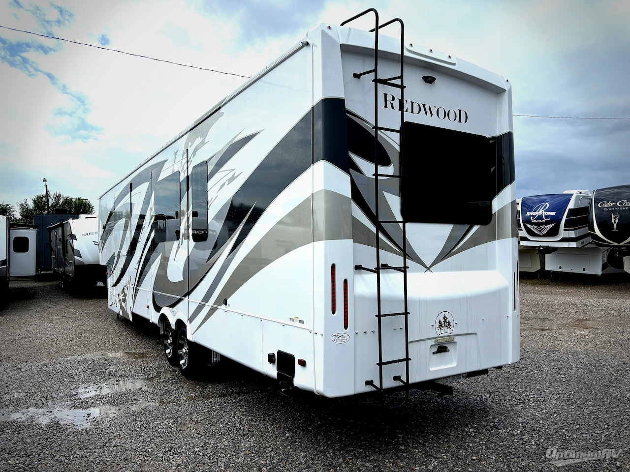 2020 Redwood Redwood 4001LK Photo 3