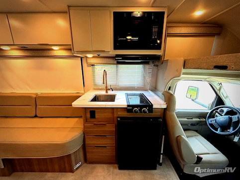 2026 Thor Chateau 19X RV Photo 2