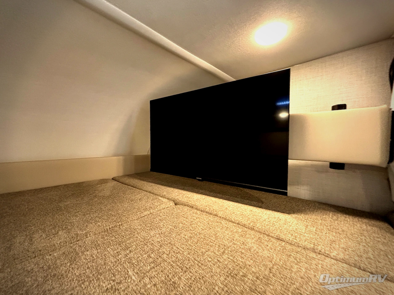 2026 Thor Chateau 19X Photo 12