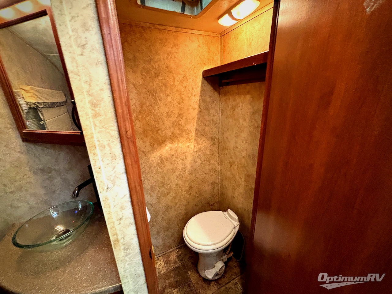 2011 Keystone Montana High Country 333DB Photo 13